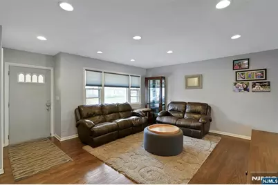 371 Greenwich Street, Bergenfield, NJ 07621 - Photo 4