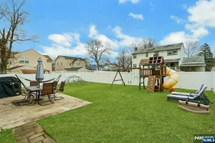 371 Greenwich St, Bergenfield, NJ 07621 - Photo 24