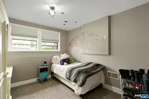 371 Greenwich St, Bergenfield, NJ 07621 - Photo 18