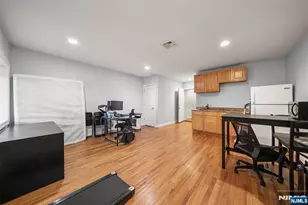 236 Columbus Ave 3, Palisades Park, NJ 07650 - Photo 22