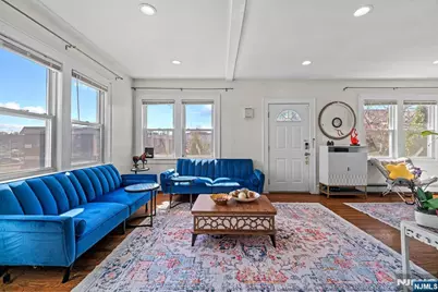 108 Jefferson Place, Totowa, NJ 07512 - Photo 4