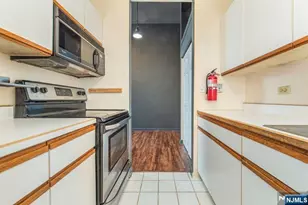 260 Main Street 214, Little Falls Township, NJ 07424 - Photo 8