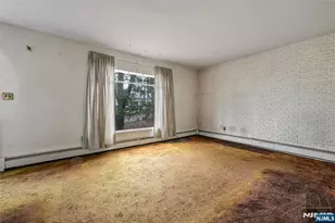 31 Cedar St, Midland Park, NJ 07432 - Photo 10