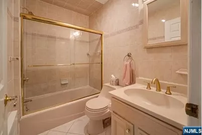 37 Mapes Avenue, Nutley, NJ 07110 - Photo 22