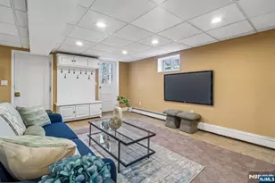 27 W Hartshorn Terrace, West Orange Township, NJ 07052 - Photo 34