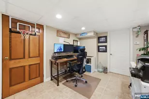 24 Maple Ave, Waldwick, NJ 07463 - Photo 34