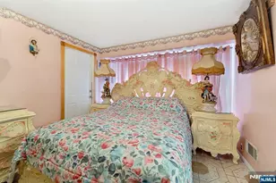 8 Monaghan Rd, Edison, NJ 08817 - Photo 14