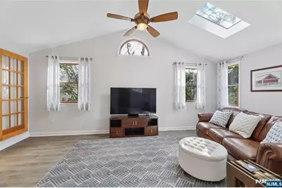 38 Madison Avenue, Demarest, NJ 07627 - Photo 10