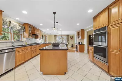 38 Madison Avenue, Demarest, NJ 07627 - Photo 4