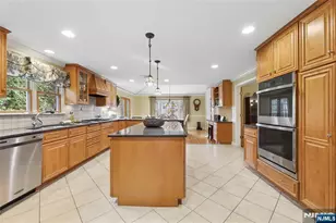 38 Madison Ave, Demarest, NJ 07627 - Photo 4