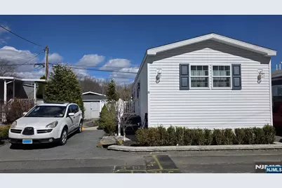 10 Makepeace Drive, Jefferson Township, NJ 07438 - Photo 2