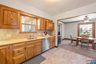 93 Carlton Ave, Ho Ho Kus, NJ 07423 - Photo 6