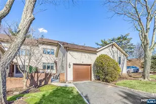 89 Fisher Rd, Mahwah, NJ 07430 - Photo 2