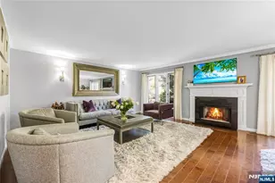 89 Fisher Rd, Mahwah, NJ 07430 - Photo 8