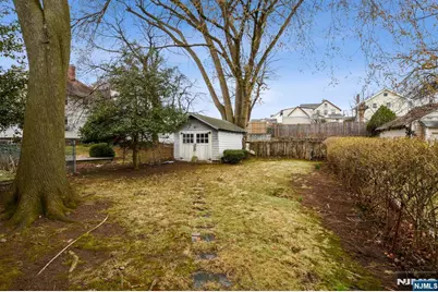 60 Berkeley Avenue, Bloomfield, NJ 07003 - Photo 16