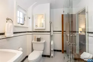 11 Valhalla Way, Verona, NJ 07044 - Photo 26