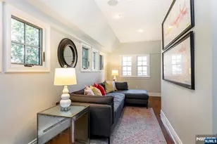 11 Valhalla Way, Verona, NJ 07044 - Photo 8