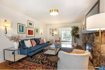 11 Valhalla Way, Verona, NJ 07044 - Photo 4