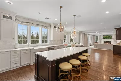 47 Evergreen Drive, Caldwell, NJ 07006 - Photo 4