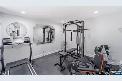 136 Willow Drive, Old Tappan, NJ 07675 - Photo 32