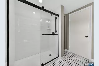 247 Steilen Avenue, Ridgewood, NJ 07450 - Photo 20