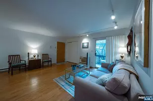 208 Federal Hill Rd, Pompton Lakes, NJ 07442 - Photo 2