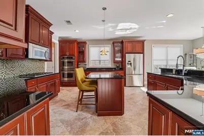 16 Baxter Lane, West Orange Township, NJ 07052 - Photo 10
