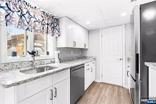 50 Hilltop Terrace, Bloomingdale, NJ 07403 - Photo 30