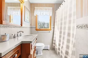 50 Hilltop Terrace, Bloomingdale, NJ 07403 - Photo 26