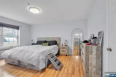 547 Gorge Road 2E #2E, Cliffside Park, NJ 07010 - Photo 18