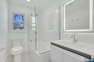 687 Lancaster Rd, Ridgefield, NJ 07657 - Photo 16