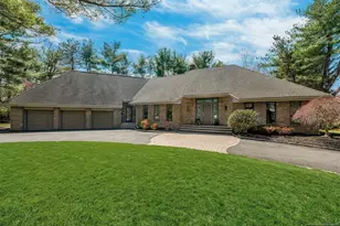 301 Hopper Ct, Franklin Lakes, NJ 07417 - Photo 1
