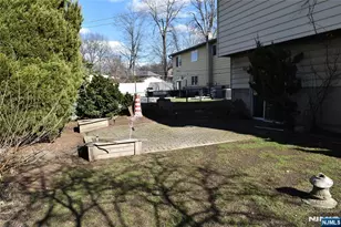 297 Fencsak Ave, Elmwood Park, NJ 07407 - Photo 22