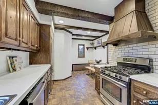 300 Churchill Rd, Teaneck Township, NJ 07666 - Photo 18