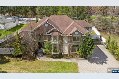 14 O Shaughnessy Lane, Closter, NJ 07624 - Photo 1