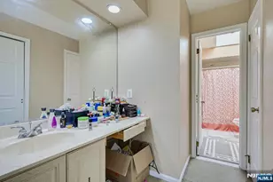 1704 Deerfield Dr 1704, Edison, NJ 08820 - Photo 26