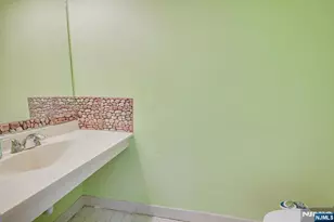 1704 Deerfield Dr 1704, Edison, NJ 08820 - Photo 22