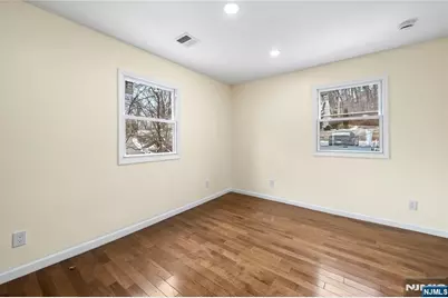 20 Ella Street, Bloomingdale, NJ 07403 - Photo 10