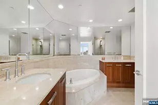 8100 River Road 719, North Bergen, NJ 07047 - Photo 22