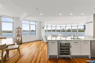 8100 River Road 719, North Bergen, NJ 07047 - Photo 4
