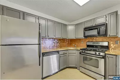 1192 Richmond Road, Mahwah, NJ 07430 - Photo 8