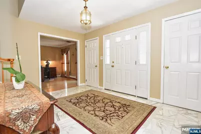 29 Cheryl Hills Drive, Hawthorne, NJ 07506 - Photo 4