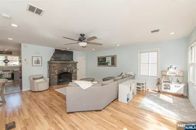 15 Orange Trail, Denville, NJ 07834 - Photo 4