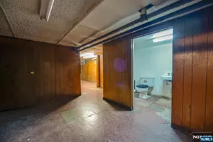 390 Lafayette St, Newark, NJ 07105 - Photo 34