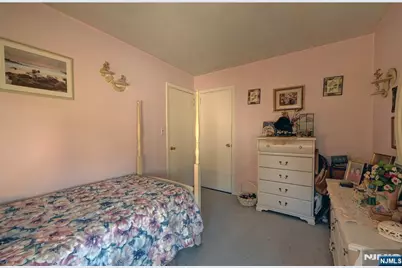 274 Gaston Avenue, Garfield, NJ 07026 - Photo 8