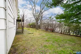 25 Devonshire Terrace, West Orange Township, NJ 07052 - Photo 10