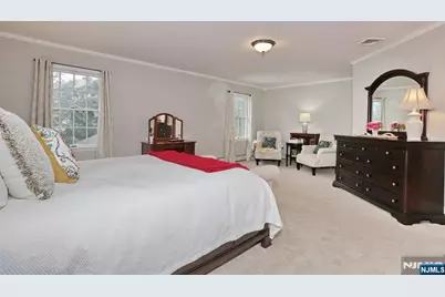 215 Hill Street, Midland Park, NJ 07432 - Photo 16