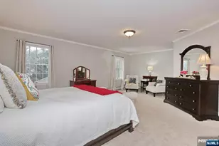 215 Hill St, Midland Park, NJ 07432 - Photo 16