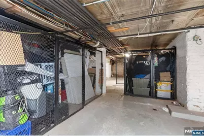391 Central Avenue 1 #1, Jersey City, NJ 07307 - Photo 18