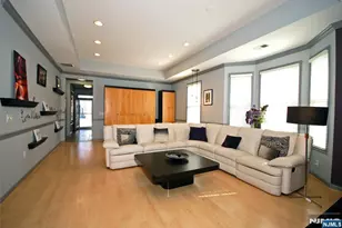 8 Quartz Way, Woodland Park, NJ 07424 - Photo 2
